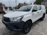 Used Toyota HiLux Active 150 HP (110 kW) 2019 White Pickup