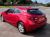 Used Mazda 3 100 HP (73 kW) 2016 Red Hatchback