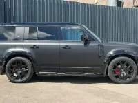 Używany Land Rover Defender First Edition 250 KM (183 kW) 2021 Czarny SUV