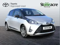 Używany Toyota Yaris 109 KM (80 kW) 2019 Srebrny Hatchback