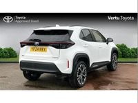 Used Toyota Yaris Cross 113 HP (83 kW) 2024 White SUV