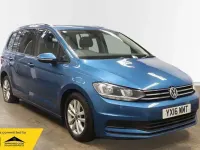 Begagnad VW Touran SE 110 HK (80 kW) 2016 Blå Minibuss