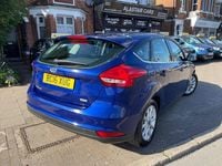 Used Ford Focus Titanium 125 HP (91 kW) 2016 Blue Hatchback
