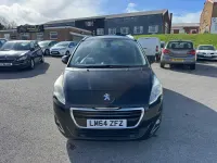 Second-hand Peugeot 5008 Allure 150 CP (110 kW) 2014 Negru Monovolum