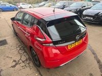 Begagnad Nissan Leaf Acenta 38 kW (53 HK) 2022 Halvkombi