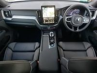 Nuevo Volvo XC60 Plus 250 CV (183 kW) 2025 Blanco SUV