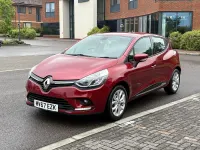 Used Renault Clio Dynamique 90 HP (66 kW) 2017 Red Hatchback