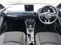 Usado Mazda 2 75 HP (55 kW) 2023 Azul Citadino