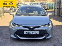 Used Toyota Corolla 122 HP (89 kW) 2019 Silver Hatchback