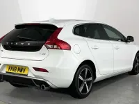 Used Volvo V40 R-Design 150 HP (110 kW) 2018 White Hatchback