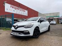 Used Renault Clio IV 200 HP (147 kW) 2014 White Hatchback