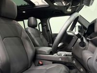 Used Land Rover Defender SE Dynamic 249 HP (183 kW) 2025 Grey SUV