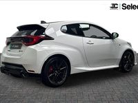 Used Toyota Yaris 257 HP (189 kW) 2024 White Hatchback