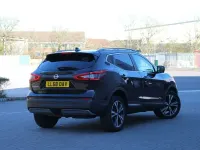Begagnad Nissan Qashqai N-Connecta 2018 Svart SUV