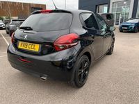 Used Peugeot 208 GT-line 108 HP (79 kW) 2019 Black Hatchback