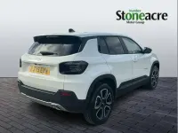Used Jeep Avenger Summit 100 HP (73 kW) 2025 White SUV