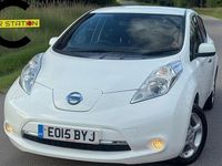 Used Nissan Leaf Acenta 80 kW (109 HP) 2015 White Hatchback