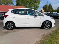Used Hyundai ix20 SE 88 HP (64 kW) 2017 White Hatchback