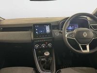 Used Renault Clio V Techno 90 HP (66 kW) 2025 Hatchback