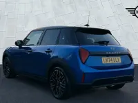 Used Mini Cooper Exclusive 113 kW (154 HP) 2025 Blue Hatchback