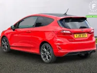 Używany Ford Fiesta ST-Line 125 KM (91 kW) 2019 Czerwony Hatchback