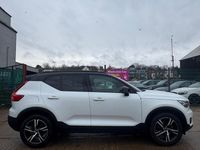 Used Volvo XC40 R-Design 156 HP (114 kW) 2018 White SUV