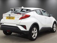 Used Toyota C-HR 2018 White SUV