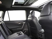 Used Toyota RAV4 218 HP (160 kW) 2021 White SUV