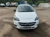 Used Vauxhall Corsa 95 HP (69 kW) 2016 White Hatchback