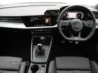 Ny Audi A3 S-Line 2025 Grön Halvkombi