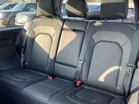 Usado Land Rover Defender SE Dynamic 249 HP (183 kW) 2022 Cinzento SUV