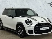 Used Mini Cooper Hatch 154 HP (113 kW) 2024 White Hatchback