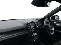 Used Volvo XC40 R-Design 163 HP (119 kW) 2021 Onyx black SUV