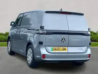 Usado VW ID. Buzz 210 kW (286 CV) 2025 Plateado Monovolumen