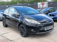 Second-hand Ford Fiesta Zetec 2009 Negru Hatchback