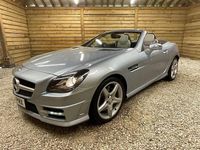 Usado Mercedes SLK200 AMG 184 HP (135 kW) 2014 Prateado Cabrios