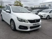 Used Peugeot 308 Access 100 HP (73 kW) 2019 White Hatchback