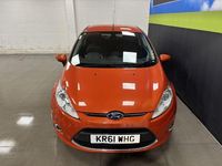 Used Ford Fiesta Titanium 94 HP (69 kW) 2012 Red Hatchback