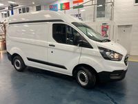 Used Ford Transit Custom 105 HP (77 kW) 2019 White Van