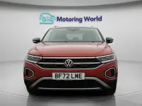 Usado VW T-Roc Style 150 HP (110 kW) 2023 Vermelho SUV