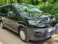 Used Citroën Berlingo Start 75 HP (55 kW) 2021 Black MPV