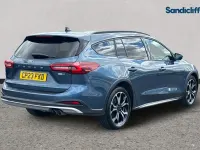 Used Ford Focus Active X 155 HP (114 kW) 2023 Blue Estate