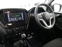 Used Isuzu D-Max 162 HP (119 kW) 2024 White Pickup