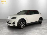 Used Renault 5 E-Tech Komfort 110 kW (150 HP) 2025 White Hatchback