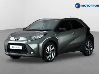 Usado Toyota Aygo X 2022 Verde SUV