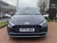 New Hyundai i20 Advanced 100 HP (73 kW) 2025 Aurora grey Hatchback