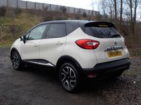 Used Renault Captur Dynamique 90 HP (66 kW) 2016 Cream/black SUV