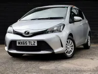Used Toyota Yaris 99 HP (72 kW) 2015 Silver Hatchback