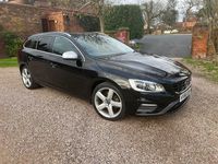 Usado Volvo V60 R-Design 2016 Negro Familiar