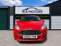 Used Ford Fiesta Zetec 82 HP (60 kW) 2013 Red Hatchback